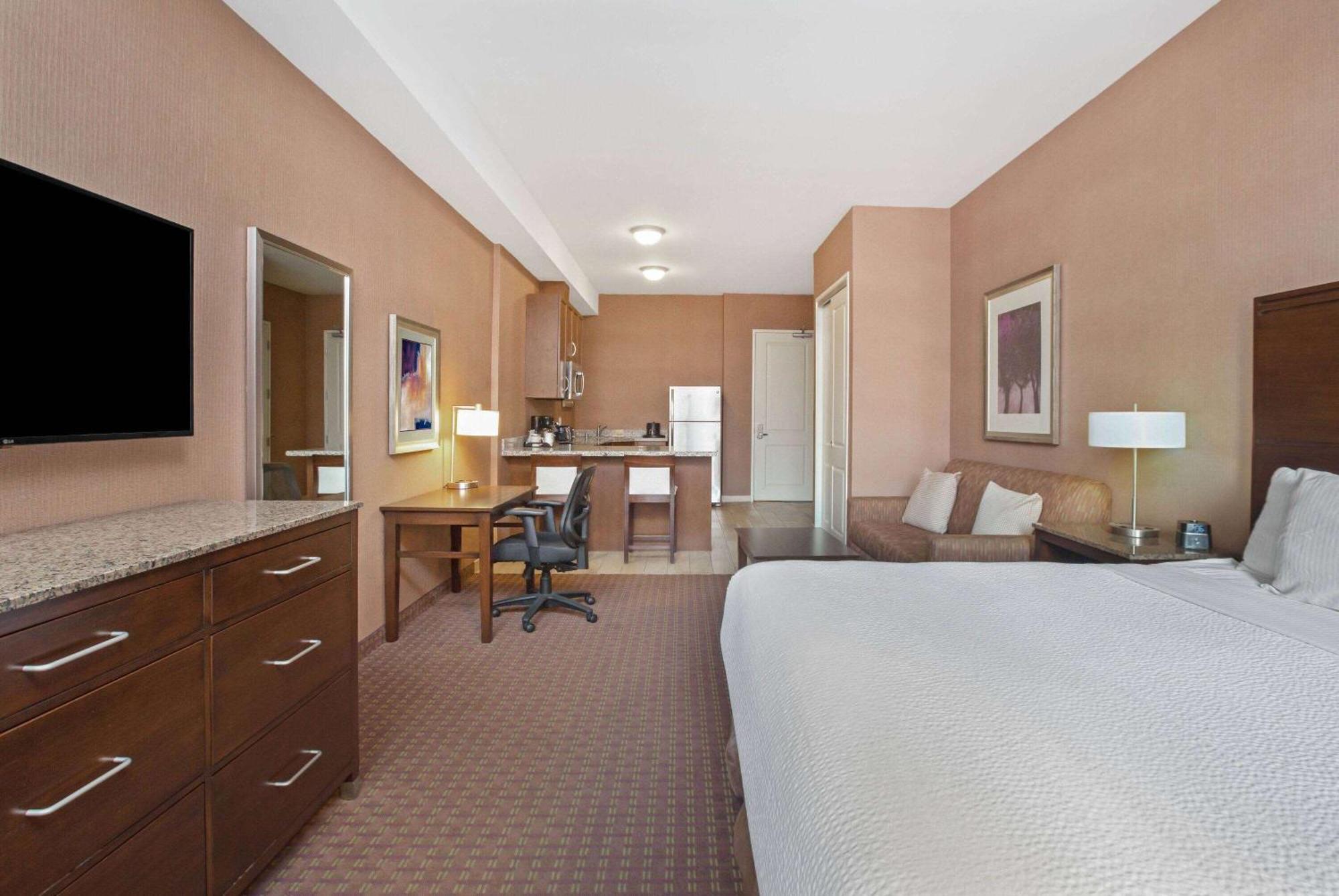 La Quinta By Wyndham Paso Robles Hotel Exterior foto