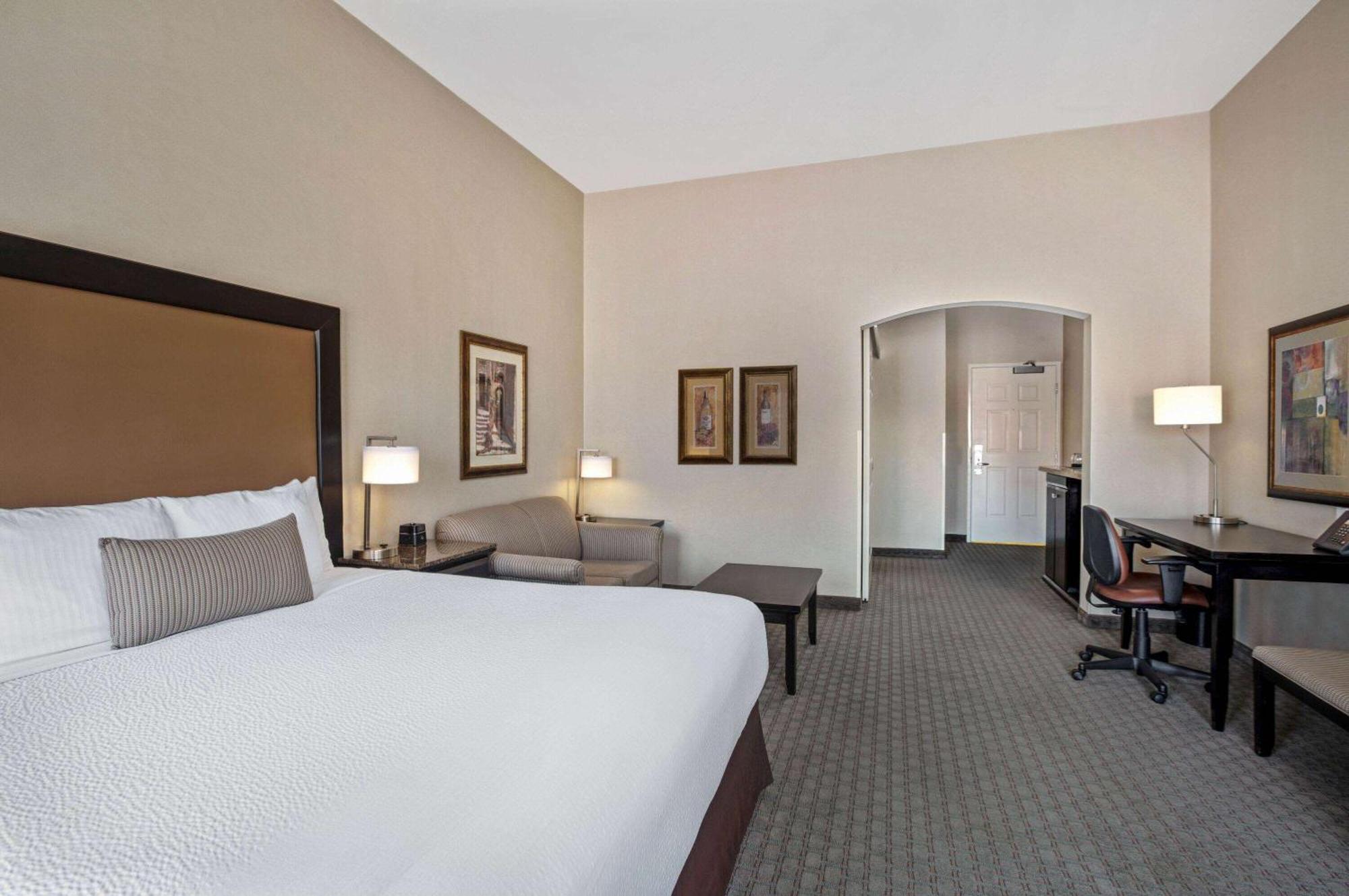 La Quinta By Wyndham Paso Robles Hotel Exterior foto