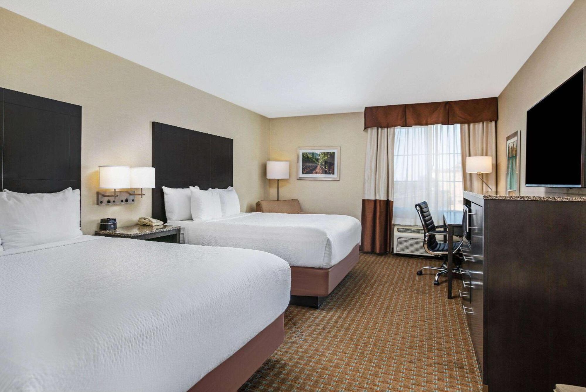 La Quinta By Wyndham Paso Robles Hotel Exterior foto